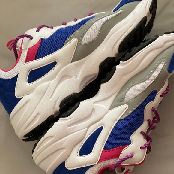 Multi-Colored Filas - Picture 4 of 5